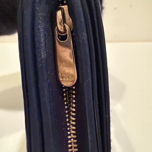 SOLD 🎉 Christian Lady Dior Navy Patent Leather Cannage Rendezvous Wallet Chain - Picture 6 of 13